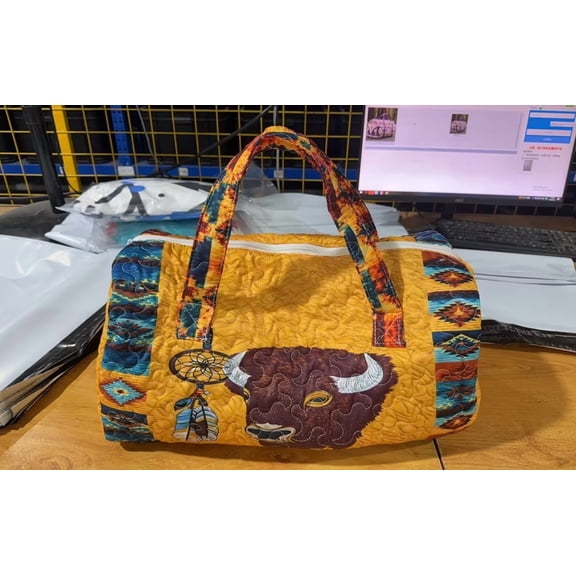 HCBY 16in Southwestern Bison Dreamcatcher Quilted Duffel Bag, Yellow Polyester Travel Tote, Large‑Capacity Weekend Overnight Bag, Native‑Style Handbag for Gift Giving