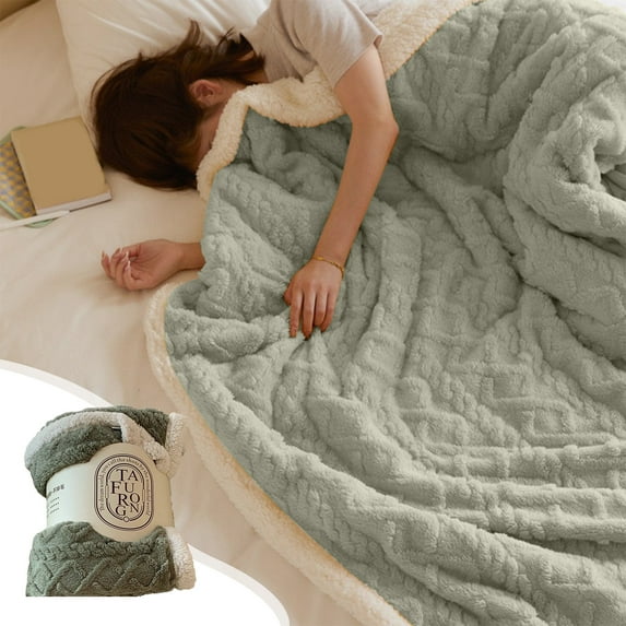 HCBY Sherpa Throw Blanket for Couch - Super Soft & Warm Striped Fleece Blanket Cozy Plush Fluffy Blanket for Bed Couch Sofa All Season (Light Green 39"x27")