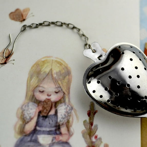 HCTSHG Stainless Steel Tea Infuser Mesh Heart Shaped Tea Strainer Spoon Sugar Flour Sifters Filters Tea Interval Diffuser for Loose Leaf, Spices, Seasonings,Easy Brewing, No Loose Leaves