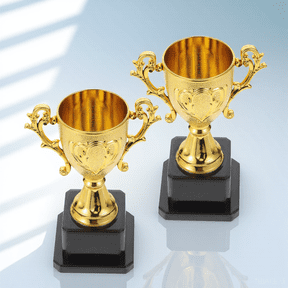 HEANUJJ Set of 2 Small Plastic Trophies for Party Games, Performance Awards, and Celebration Prizes