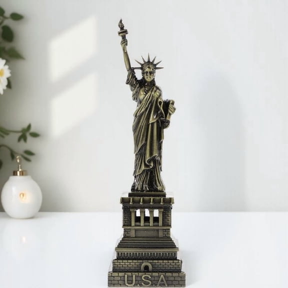 HEANUJJ Sturdy Alloy Statue of Liberty, Light Brown, Unique Design, Perfect for Event Decoration
