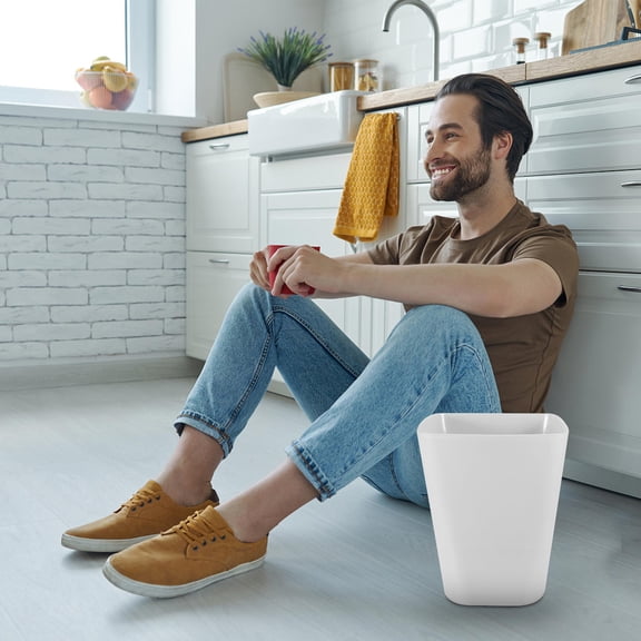 HEANUJJ White Plastic Garbage Can for Bedroom and Car Sturdy Waste Basket for Storage Use