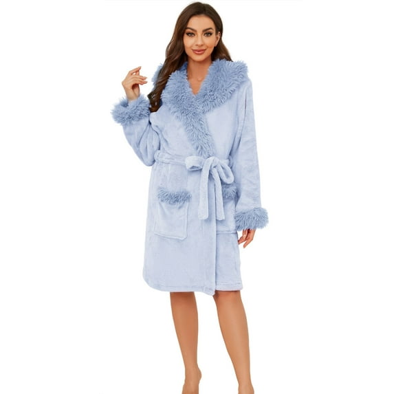 HEARTNICE Women Plush Short Robe, Hooded Fleece Bathrobe Fluffy Warm Cute Spa Robe,(Light Blue,2XL-3XL)