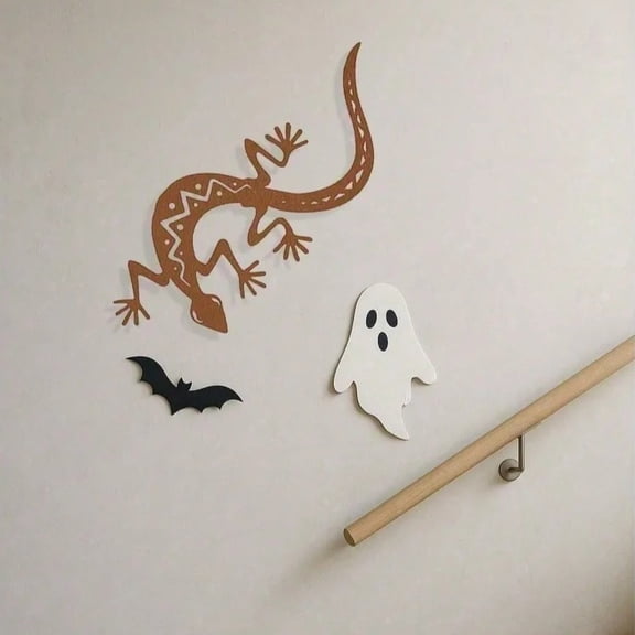 HELLOYOUNG 3D Lizard Wall Art Decor, Gothic Metal Gecko Sculpture for Halloween Indoor Outdoor, Spooky Goth Room Aesthetic Wall Decor