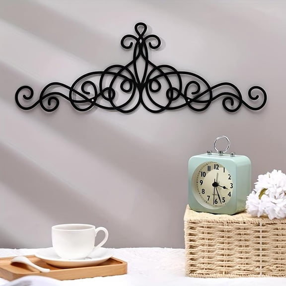 HELLOYOUNG Iron Wall Art Scroll Metal Medallion Vintage Black Rustic Home Decor Aesthetic Design Unique Room Accessory for Living Room Bedroom