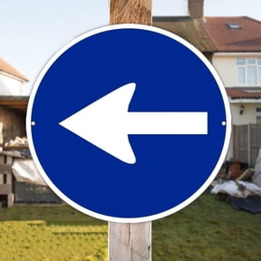 HELLOYOUNG Retro Blue Directional Arrow Metal Wall Sign 2D Flat Aluminum Circular Left Turn Decor 20x20cm