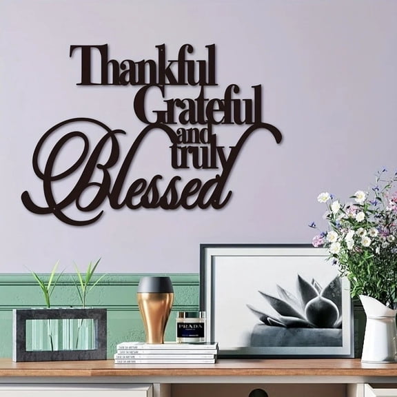 HELLOYOUNG Thankful Grateful Blessed Metal Sign Personalized Wall Decor, Elegant Metal Wall Art with Rustic Farmhouse Style, Inspirational Hanging Sign for Home Office