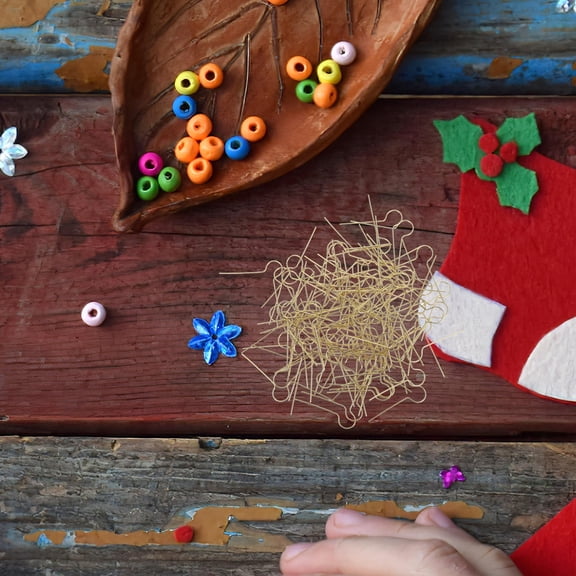 SOPOTUTU 100Pcs Metal Christmas Ornament Hangers V-Shaped Hooks for Holiday Tree Decorations