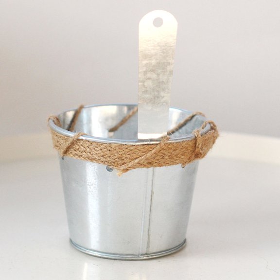 HEMOTON Silver Iron Decorative Hanging Flower Basket for Storage Chic Pastoral Home Decor 10.5 Inch