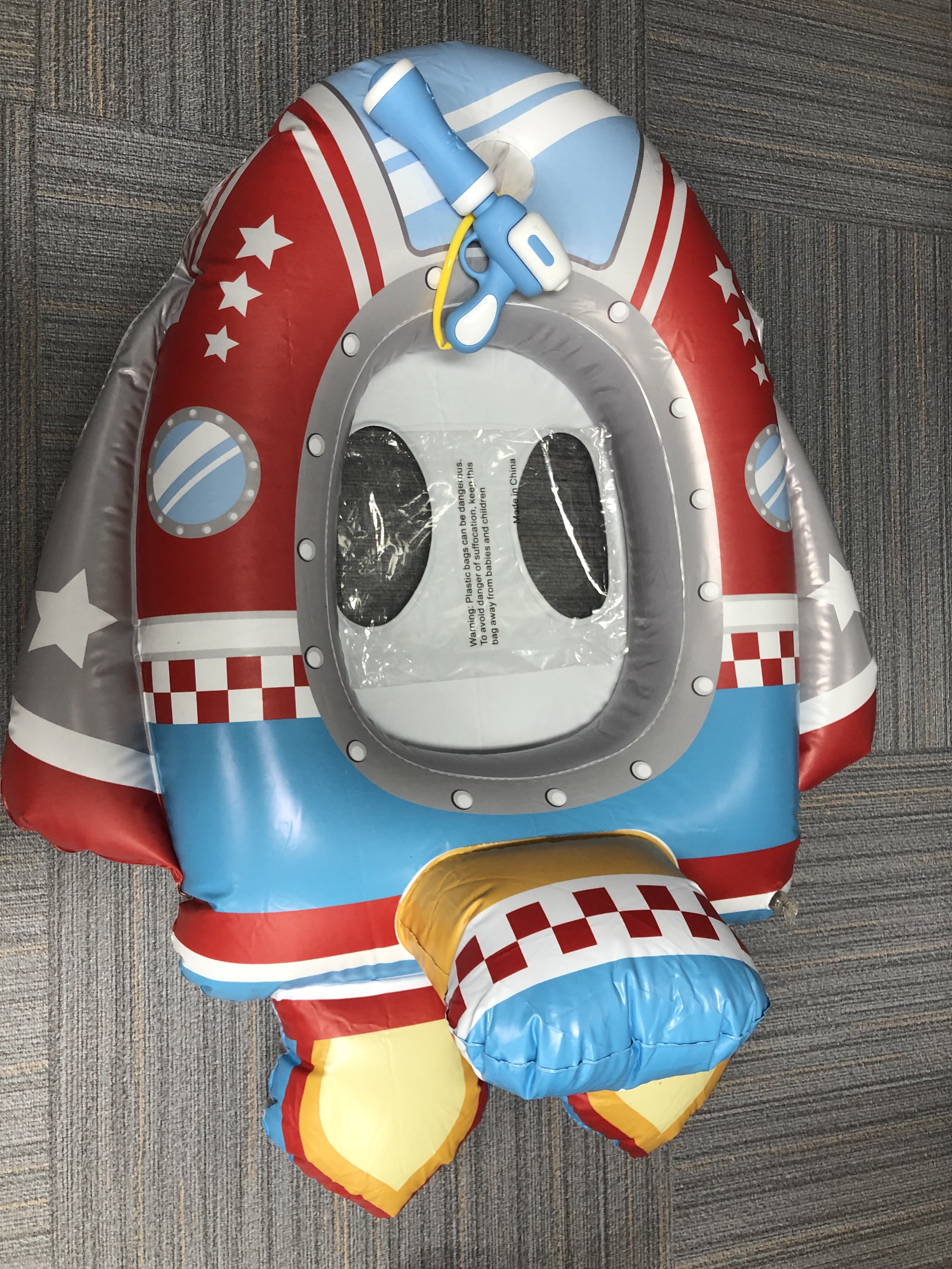 HEQUSIGNS Kids Pool Float with Water Gun, Inflatable Rideon Rocket
