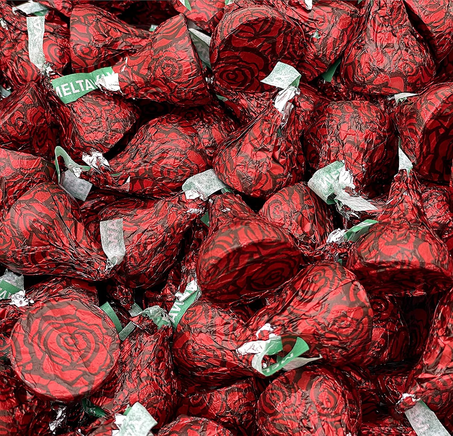 HERSHEY'S KISSES Roses Milk Chocolate Meltaway Center Candy - Bulk Pack, 2 Pounds