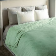 HGTV Super Luxe Faux Fur Blanket Quietude 106 x 94 inches