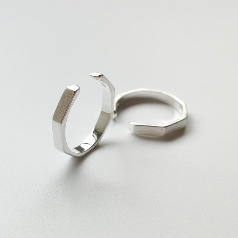 Custom Engraved Adjustable Name Ring With Birthstones – Black Diamonds New York