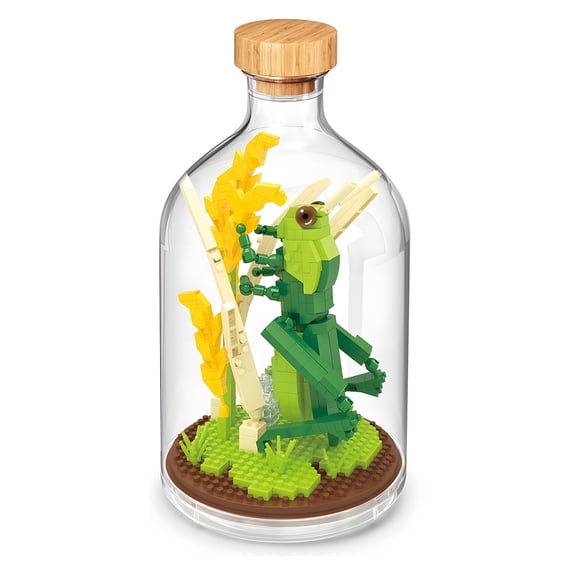 HI-REEKE Insect Micro Mini Building Block Set Grasshopper in a Bottle Building ABS Toy for Kid Green
