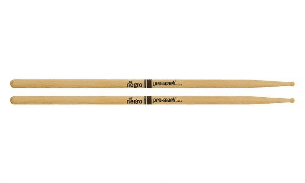 HICKORY 424-HORACIO HERNANDEZ
