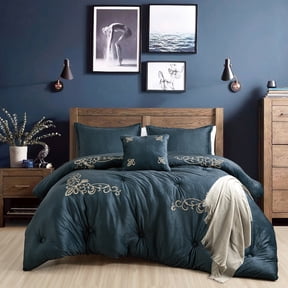 HIG Embroidered Velvet Comforter Set, 5-Piece Soft Luxury Bedding with 2 Shams & 2 Decorative Pillows, King