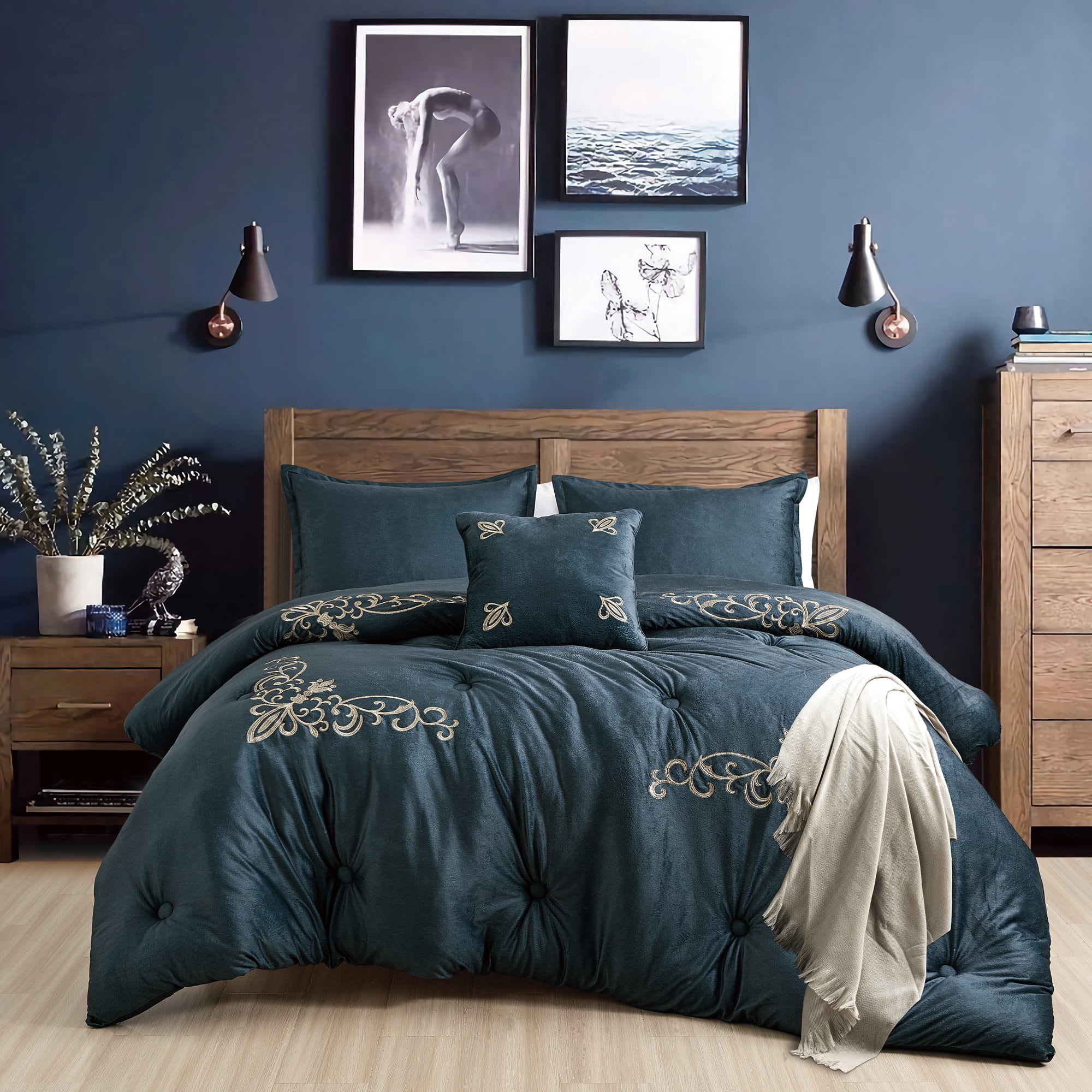 HIG Embroidered Velvet Comforter Set, 5-Piece Soft Luxury Bedding with 2 Shams & 2 Decorative Pillows, Queen