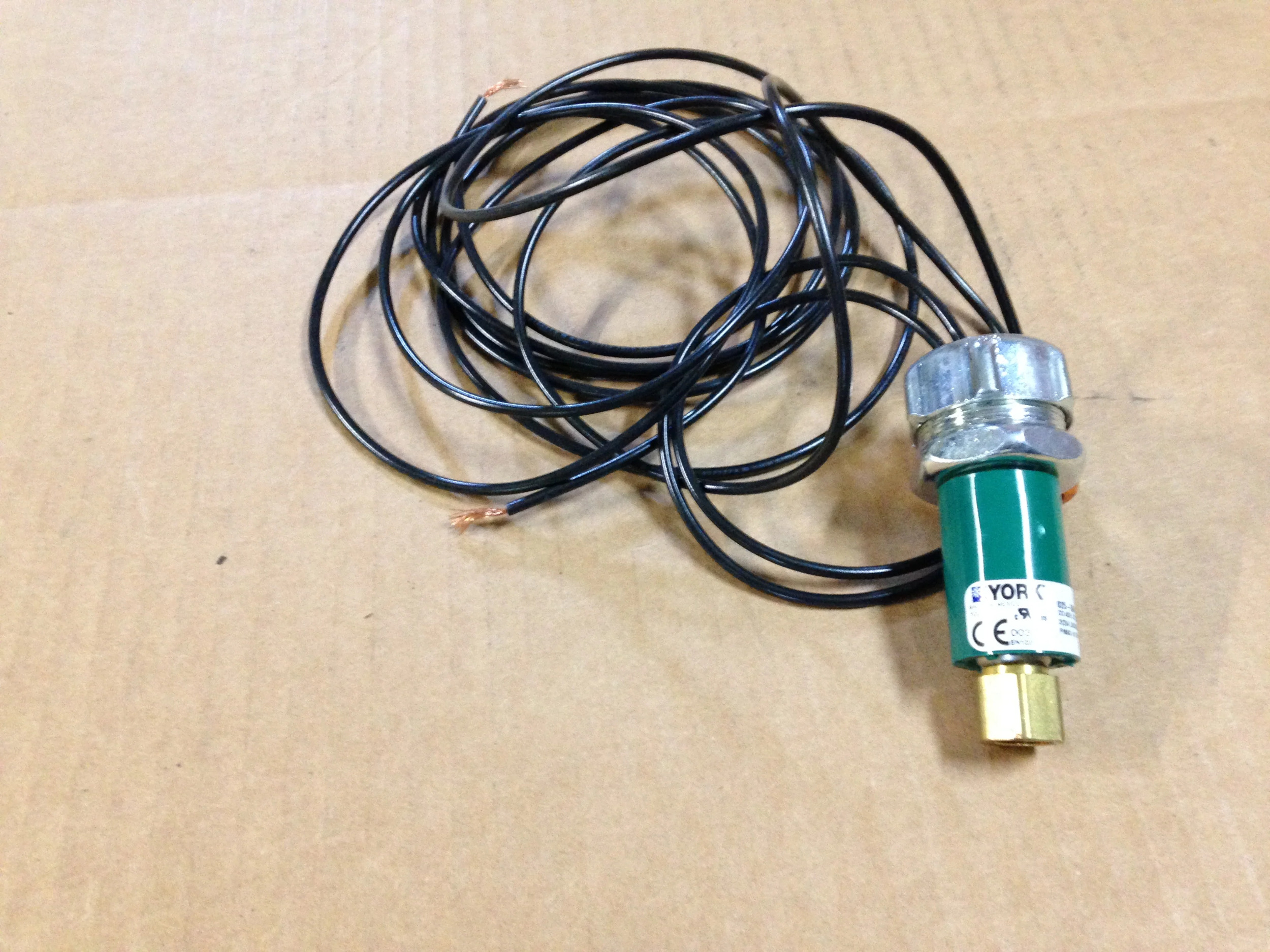 HIGH PRESSURE SWITCH