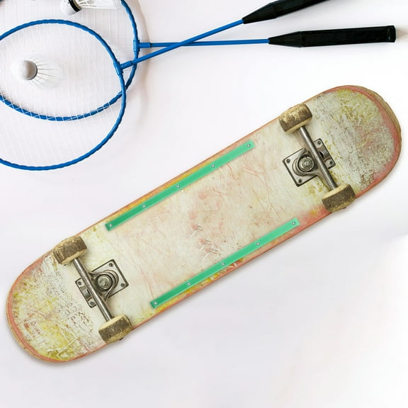 HINTRMENT Skateboard Rails 2Pcs Green Plastic Protection and Durability Skateboard Hardware for Enthusiasts