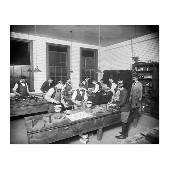 HISTORIX Vintage 1900 St. George's Trade School Photo Print - Old Poster Photo of Plumbing Class in St. George's Trade School New York City
