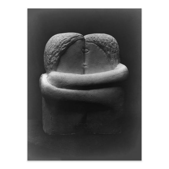 HISTORIX Vintage 1913 The Kiss Photo Print - Vintage Photo of The Kiss Sculpture by Constantine Brancusi - The Kiss Poster Wall Art Print