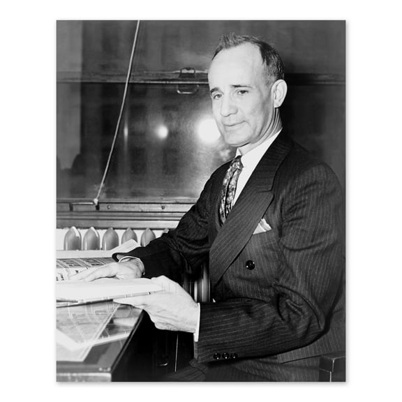 HISTORIX Vintage 1937 Napoleon Hill Poster Photo - Old Portrait Photo of Napoleon Hill Holding His Book Think and Grow Rich Wall Art Print