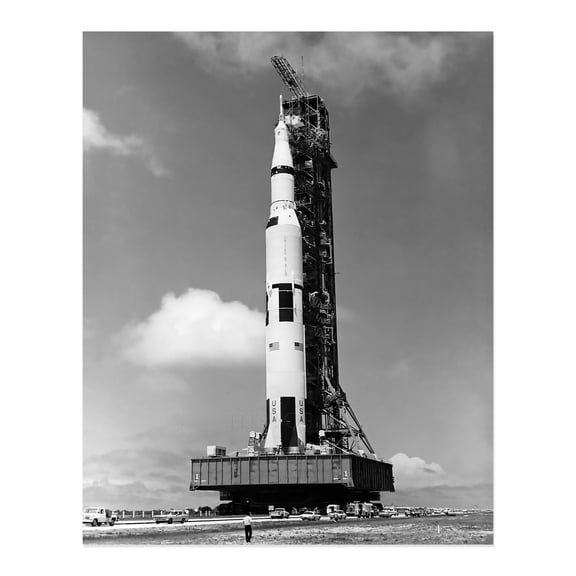 HISTORIX Vintage 1969 Apollo 11 Photo Print - Vintage Photo of The Apollo 11 Spacecraft Before Take-Off - Old Apollo 11 Poster Wall Art