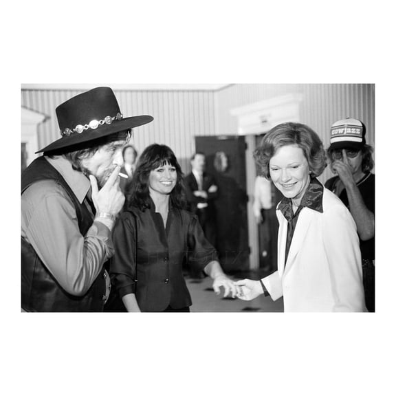 HISTORIX Vintage 1980 First Lady Rosalynn Carter Photo Print - Vintage Photo of Rosalynn Carter with Waylon Jennings & Jesse Colter Poster