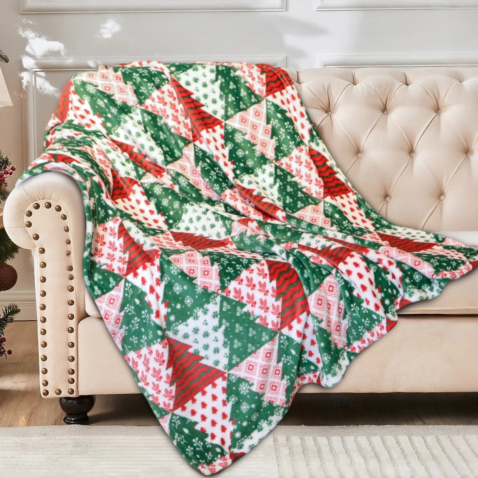 Hitime Christmas Flannel Throw Blanket, 50"x60" 300GSM Soft Microfiber Cozy Fleece Blanket for Couch Bed, Holiday Decor - Christmas Tree Splicing
