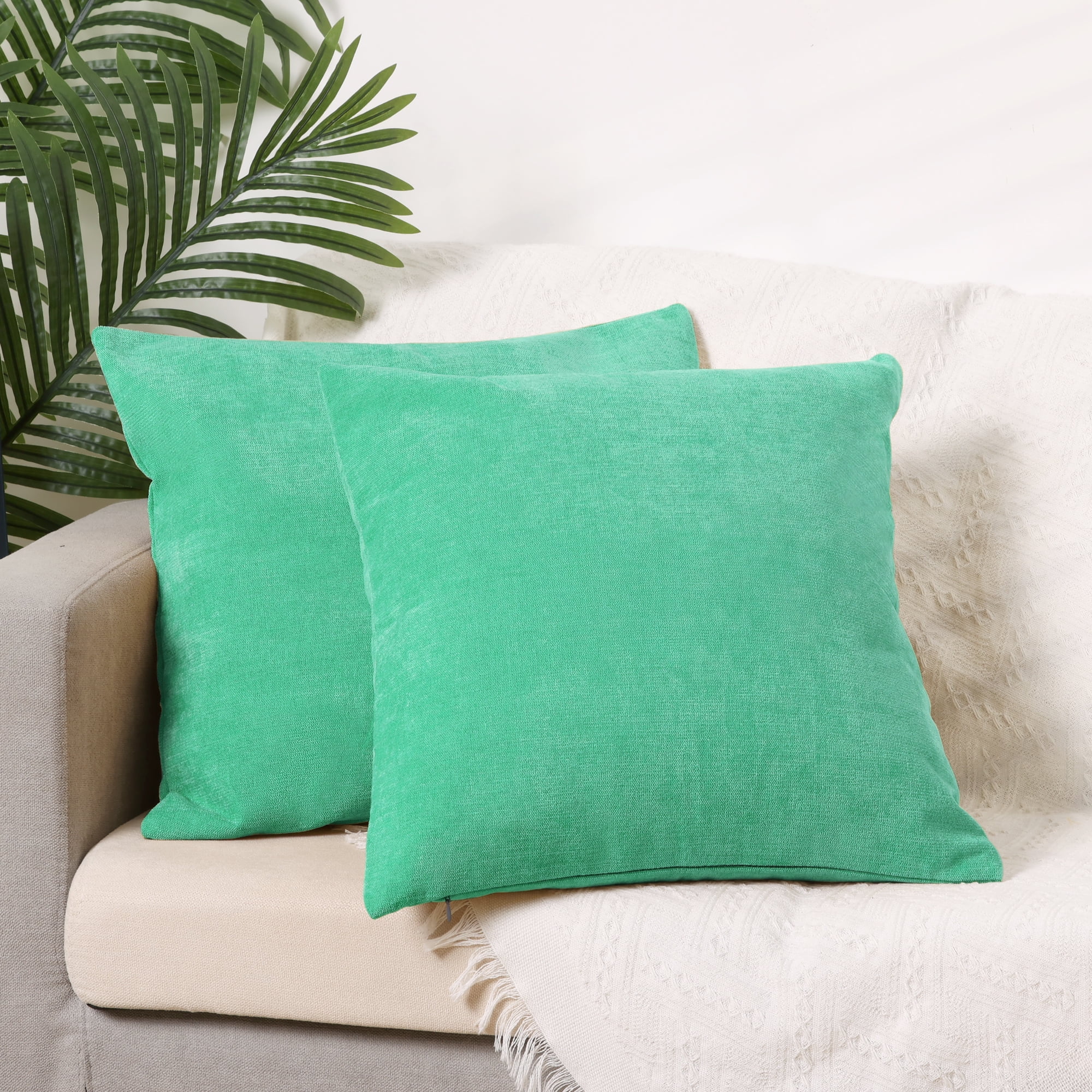 REGALWOVEN Uxcell Pack of 2 Chenille Throw Pillow Covers, Modern Solid Cushion Covers for Couch Sofa Home Mint Green 16" x 16"
