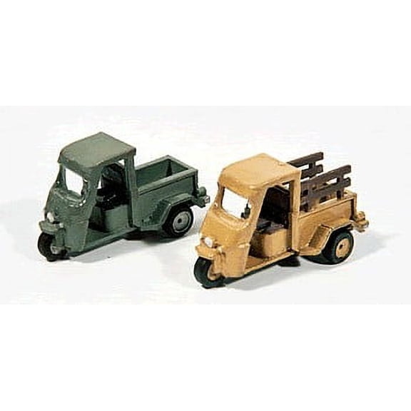 HO 3-Wheeled Cushman Trucksters Metal Kit (2)