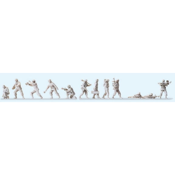 HO Unpainted German Reich Anti-Tank Crew Winter Dress (12) 1939-45 (Kit)