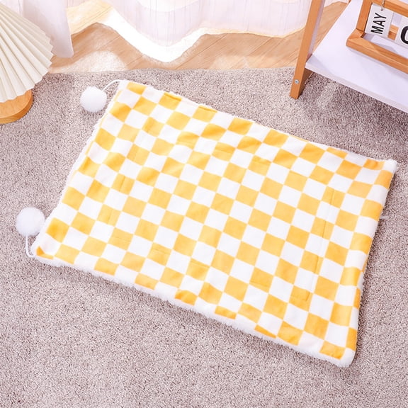 HOARBOEG Checkerboard Pet Blanket with Fluff Balls, Reversible Warm Fleece Throw for Cats and Dogs, Soft Pet Bed for Crate, Sofa & Car, Machine Washable Pet Mat, 15.74*19.68in