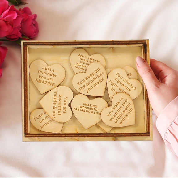 Friendship Appreciation Gift Box Set Wooden Decorative Heart Shaped Design for Friends 1Set