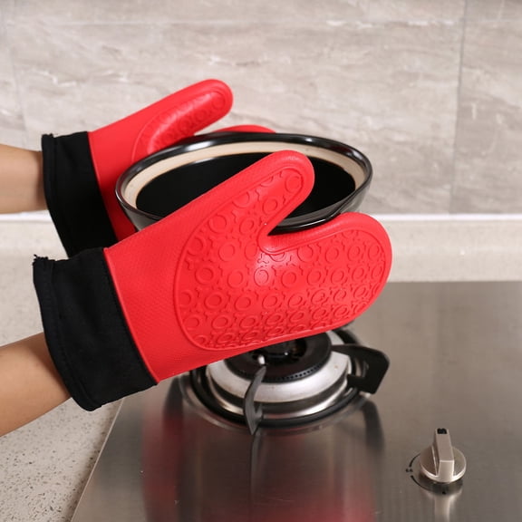 Set of 2 Red Silicone Oven Gloves with Cotton Lining, Thick Double Insulation, Non- Grip, Easy to Clean Baking Mitts