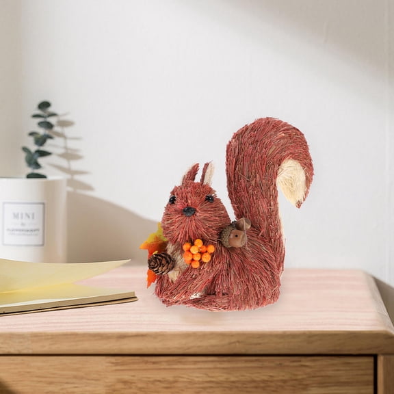 Minkissy Small Squirrel Figurine Squirrel Craft Brown 1Pack