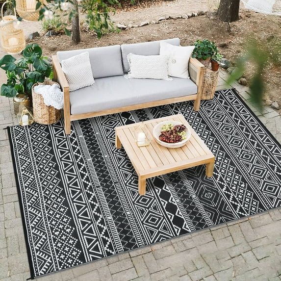 HOMERRY Geometric Outdoor Rug Straw Plastic Area Rug for Balcony Pool RV Waterproof Reversible Carpet, Black/White, 9'x 12'