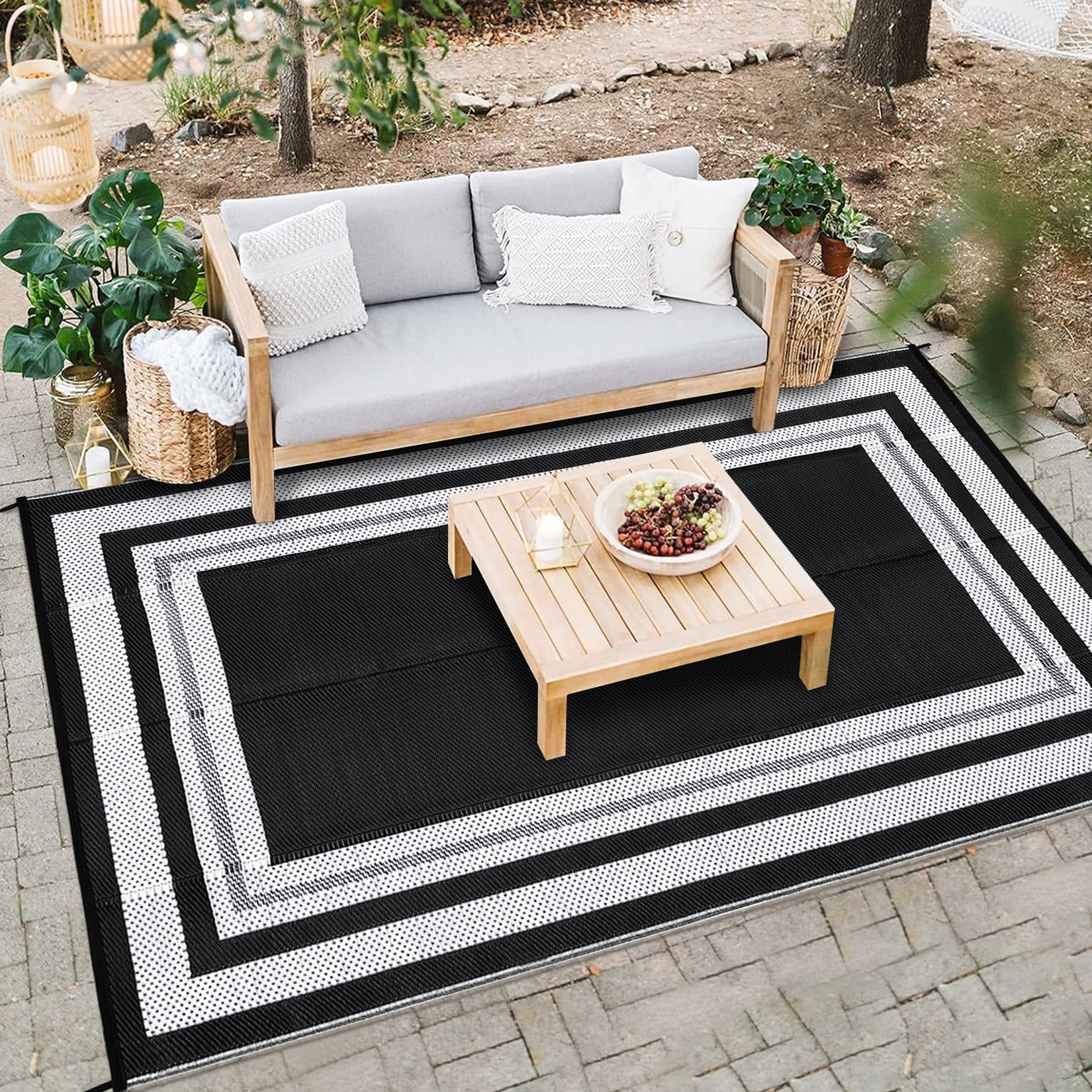 HOMERRY Geometric Border Outdoor Rug Straw Plastic Area Rug for Balcony Pool RV Waterproof Reversible Carpet, Black/White, 9'x 18'
