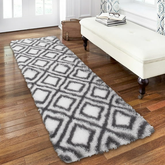 HOMERRY Shaggy Runner Rug 2' x 6' Fluffy Bedroom Rug Moroccan Entryway Rug for Living Room, White/Gray