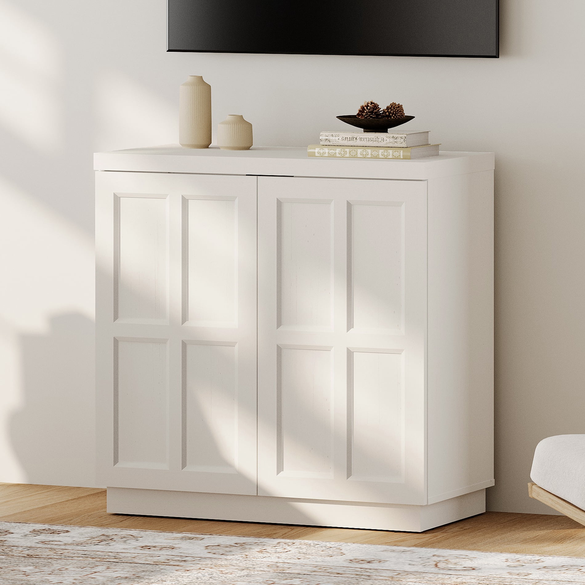 HOMOOI TV Stand for 26-40"TV, Boho 31.5" Wood Media Console with Doors, Adjustable Shelves and Cable Management Hole, Heavy-Duty Entertainment Center for Living Room, Bedroom,White