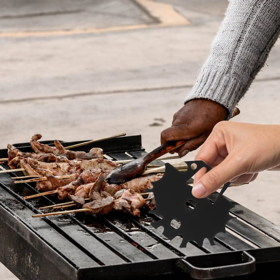 HONITANO 1Pack Stainless Steel Barbecue Grate Grill Cleaner Multi Functional Design for Outdoor Cooking 6 5x6cm