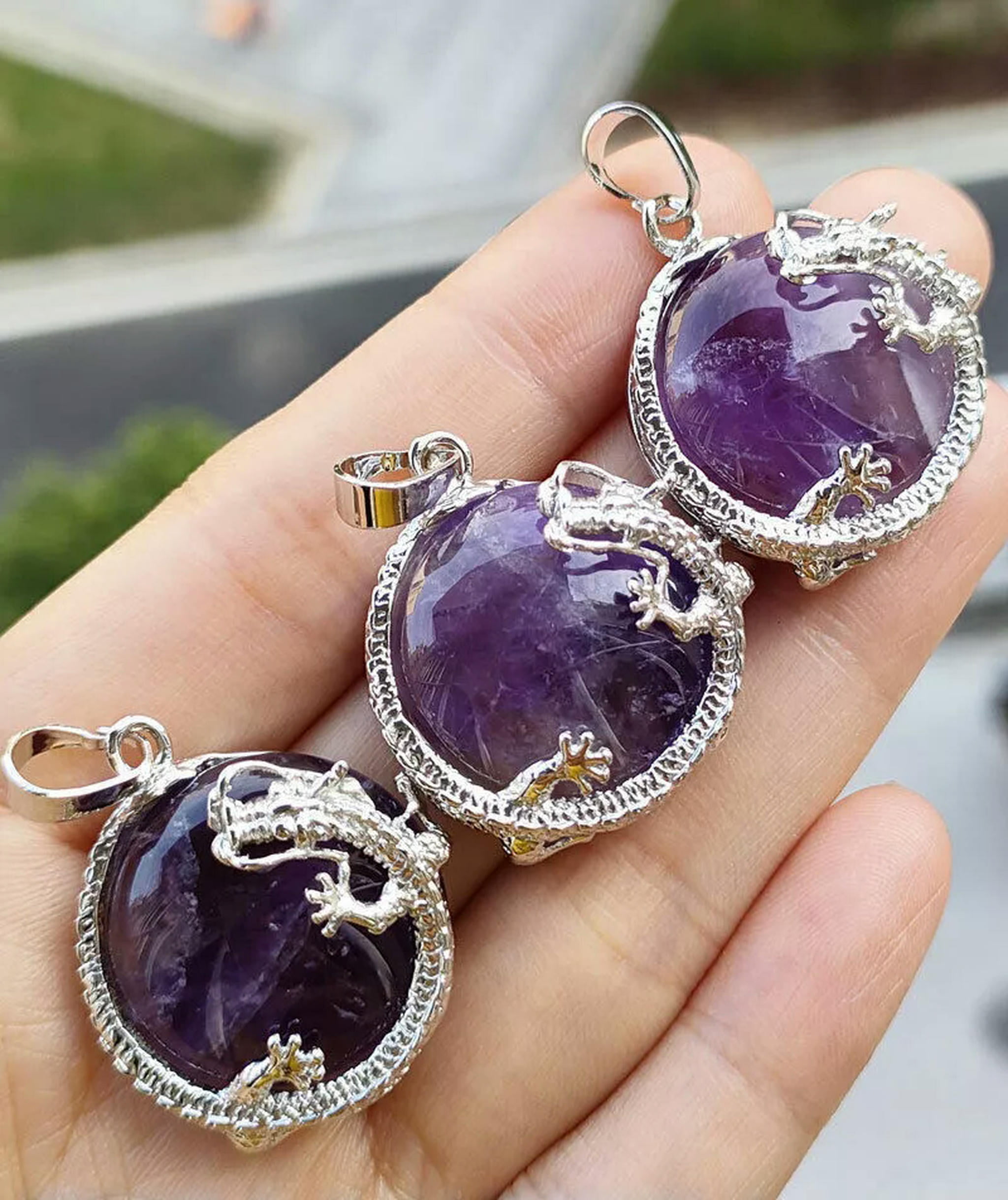 HOOUN 10pcs Amethyst Gems stone Dragon Pendants Prism Magic Reiki Healing Amulet