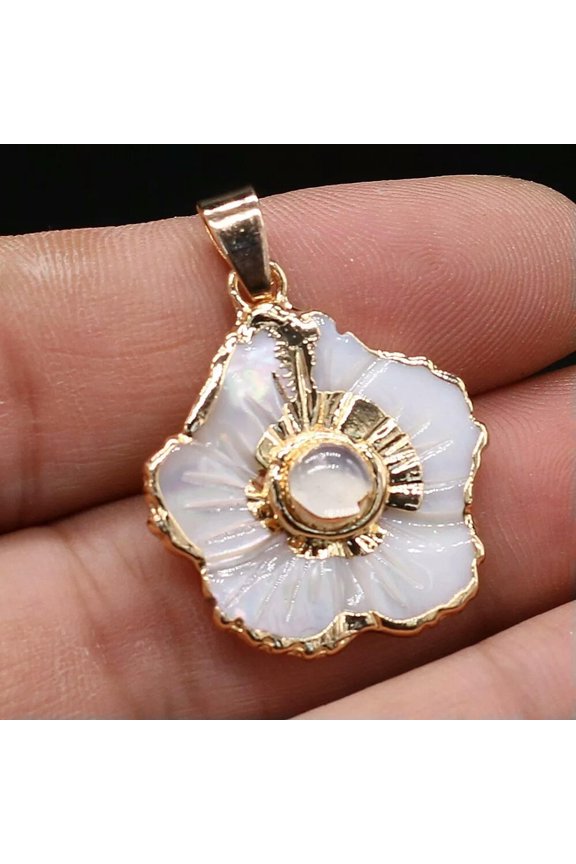 10pcs Rock Quartz Amethyst Stone Gems Flowers Reiki Heal White Shell Pendants