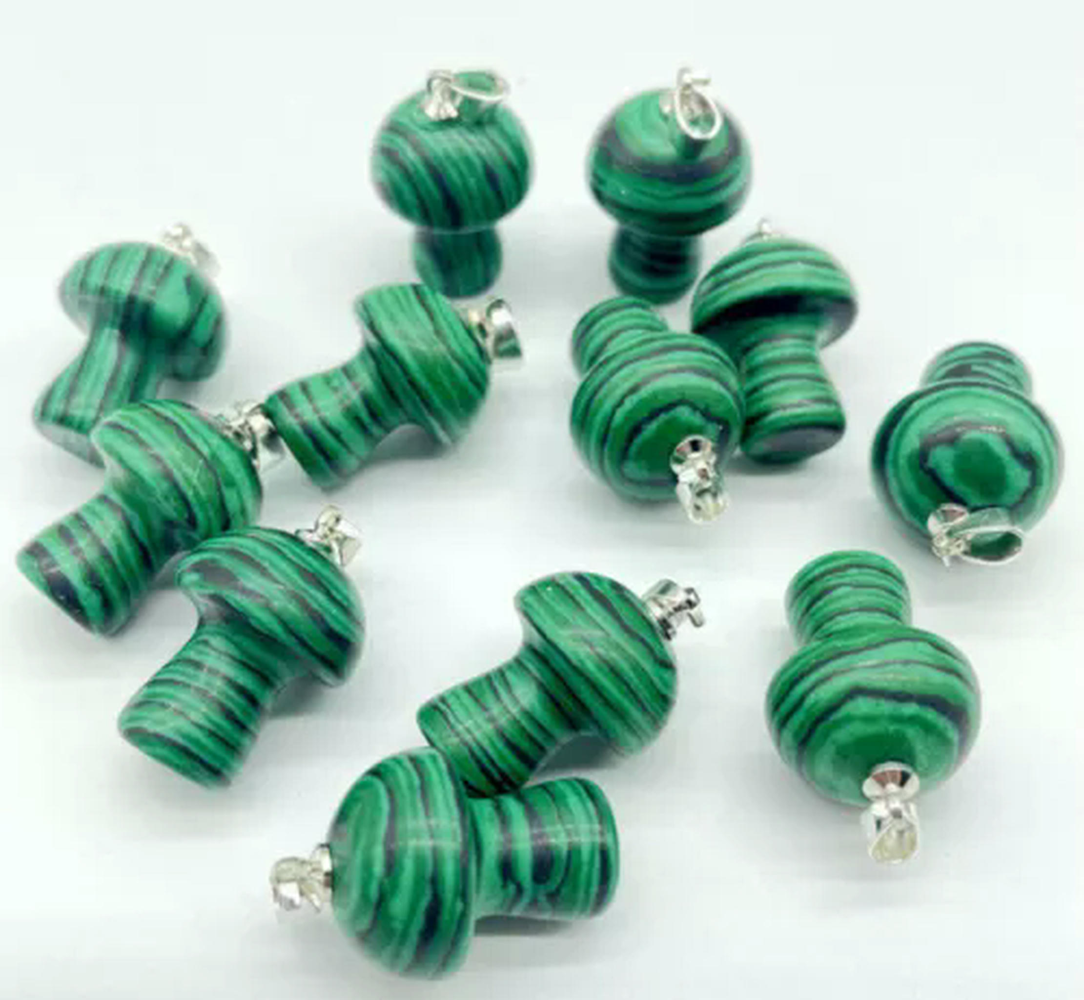 HOOUN 50pcs Malachite Stone Mushroom Pendants Prism Magic Wand Energy Amulet