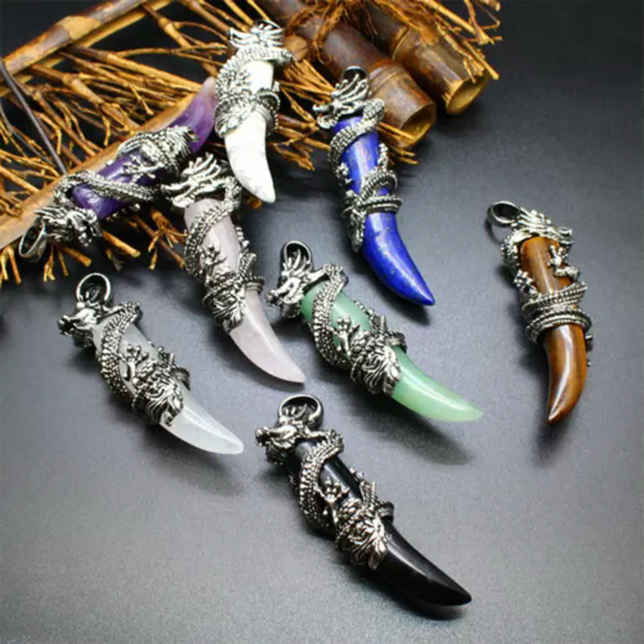 HOOUN 5pcs Mixed Natural Stone Gems Dragon Pendants Magic Reiki Healing Amulet