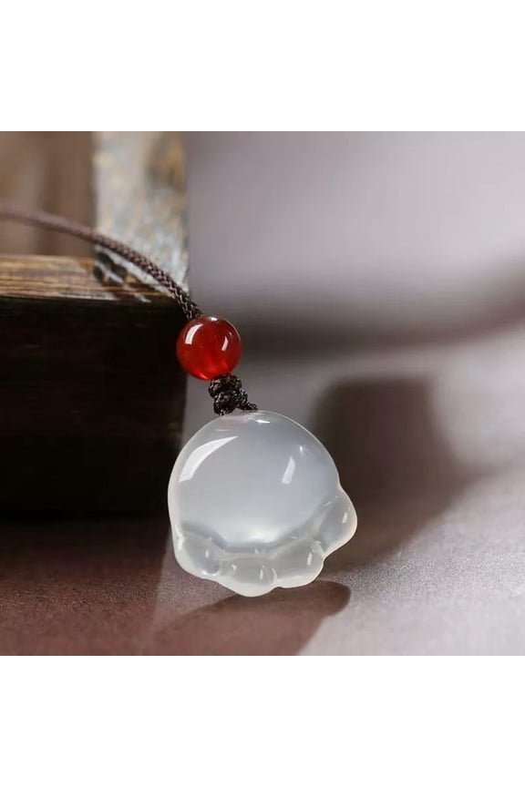 Female Natural Chalcedony Ice Permeating Agate Fresh Cat Claw Necklace Pendant