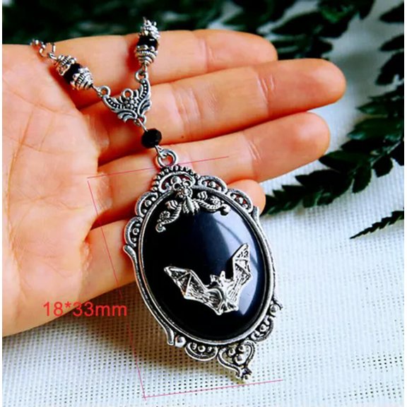 HOOUN Gothic Vintage Red Black Cameo Crystal Pendant Necklace Women Silver Jewelry-01#Black Cameo Crystal Bat