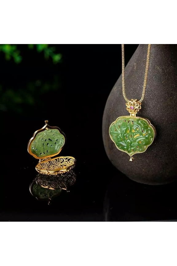 Lady's Jasper Filigree Sachet 22K 23K 24K baht yellow gold-plated pendant