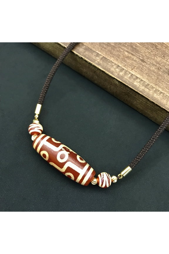 Tibetan Nine Eyed Tianzhu Agate Collar Chain Ethnic Old Agate Short Necklace-red