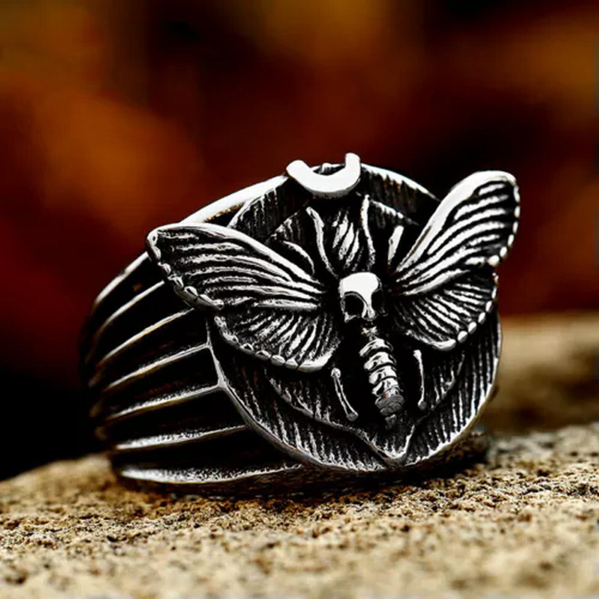 Hawk Moth Rings HOOUN Vintage Skull Pattern Moth Ring Stainless Steel Men's Insect ...